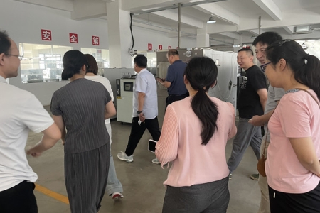 合作商家与总公司领导齐聚新芝冻干 共探技术赋能新篇章